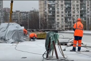 Стало відомо, коли відкриють рух новим шляхопроводом на Оболоні
