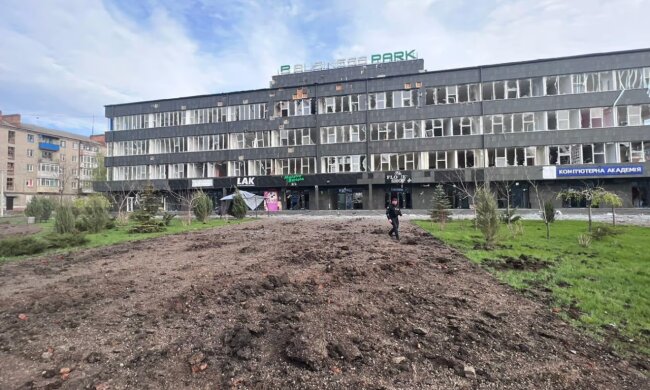 Окупанти нещадно обстріляли Слов’янськ ракетами С-300