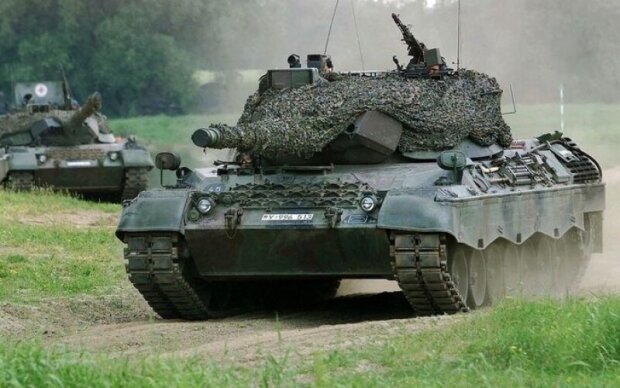 Іспанія відправила шість танків Leopard в Україну: їх перед цим ремонтували