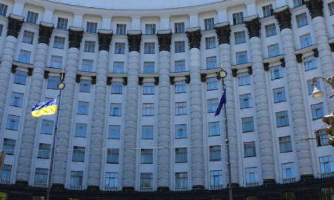 Богдана не послухали: Кабмін дасть гроші містам