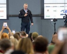 Курс на повну автономію: Віталій Кличко дав старт третьому Київському форуму ОСББ, присвяченому підготовці до зими