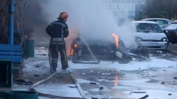 В Енергодарі підірвали авто колаборанта – правоохоронця, який зрадив Україну (відео)