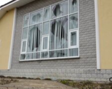 Уламки збитої ворожої ракети пошкодили будинок експрем’єра Фокіна в Києві