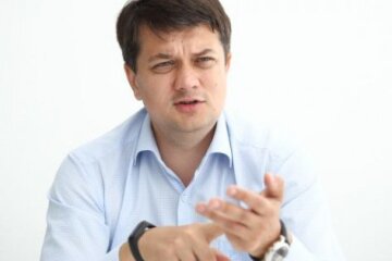 Від 3500 гривень на добу: пояснили, чому навчати депутатів так дорого