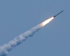 Протиповітряна оборона збила російську ракету поблизу Одеси