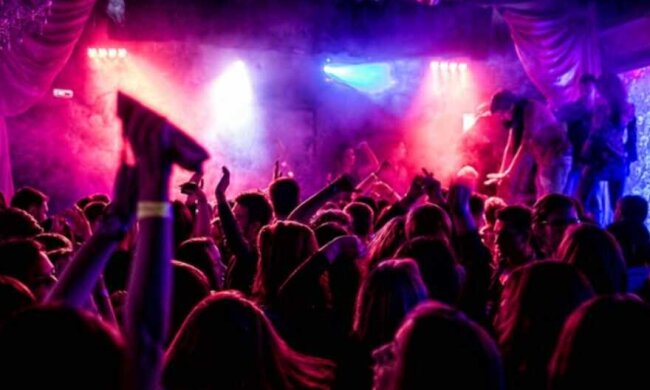 The New York Times назвав Київ «столицею вечірок в пандемію»