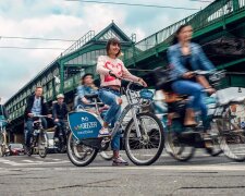 Столичні велопрокати відкриють достроково через зупинку метро
