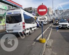 Поліція не випускає маршрутки з автовокзалів Києва без ковід-сертифікатів