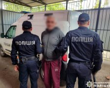Після застілля, наніс товаришу 11 ножових поранень — на Київщині затримали чоловіка