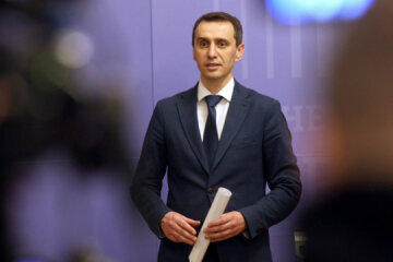Два дні на виправлення: МОЗ погрожує не зняти карантин в Києві