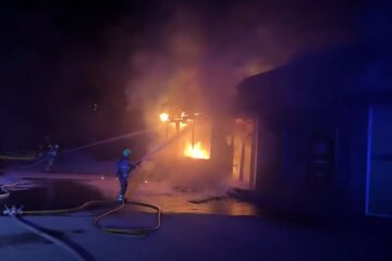 У Києві під час комендантської години горів нічний клуб