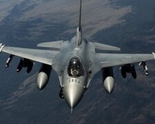У Великій Британії українські пілоти розпочнуть базове навчання на F-16 – ЗМІ
