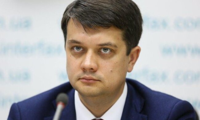 Разумков розповів, як формували списки партії “Слуга народу”