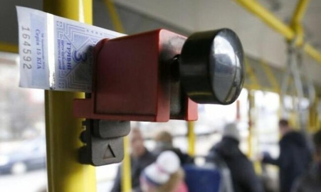 У Києві скасували паперові талони в транспорті. Як оплачувати проїзд
