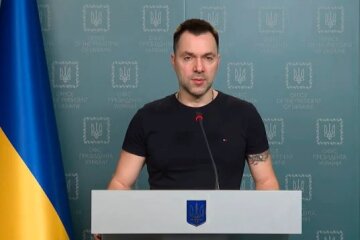 Чорнобаївка 14-0: Арестович розповів про ситуацію на фронті