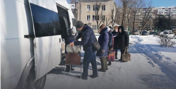 У Дніпровському районі Києва організовані безплатні обіди для бездомних