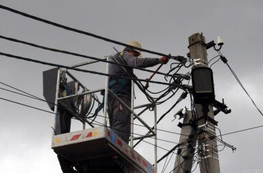 «До світла/Into the Light». У столиці стартувала виставка ДТЕК спільно з фотографами Ліберовими