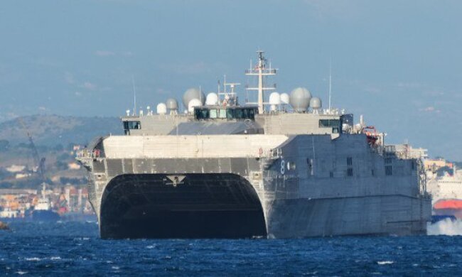 У Чорне море увійшов високошвидкісний корабель ВМС США