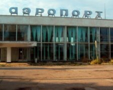 ЗСУ громять війська рф в аеропорту Бердянська три дні поспіль