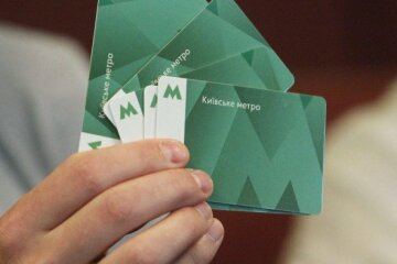 На яких станціях не будуть продавати зелену картку для столичного метро