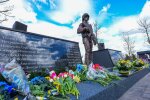 У селищі Бабинці відкрили меморіал на честь 23 загиблих захисників України: Героям присвятили гранітний монумент