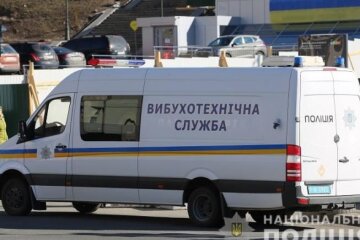 “Мінування” ТРЦ River Mall: вибухівку не знайшли