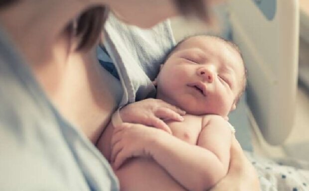 На коронавірус в Києві захворіло немовля, якому менш ніж три тижні
