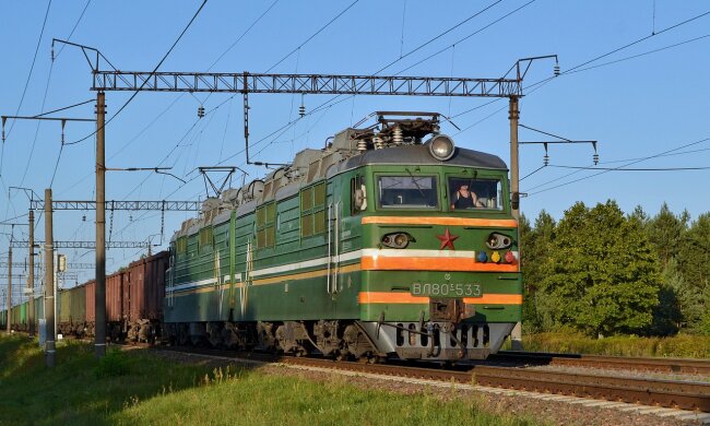 Трагічне селфі на даху поїзда: в Одесі хлопця вдарило струмом