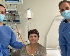 Лікарі з "Охматдиту" врятували жінку з лейкемією