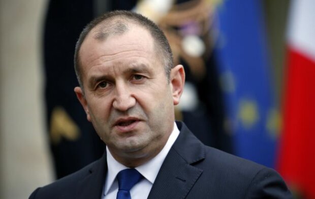 Президент Болгарії виступив проти надання Україні військової допомоги