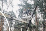 Енергетики Київської області повернули світло в будинки понад 147 тисячам родин
