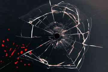 Місцеве Чикаго: на Троєщині знов обстріляли ринок, постраждали будинки та авто