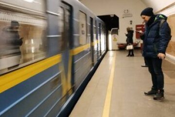 Назвали перші станції метро, на яких запустять 4G інтернет