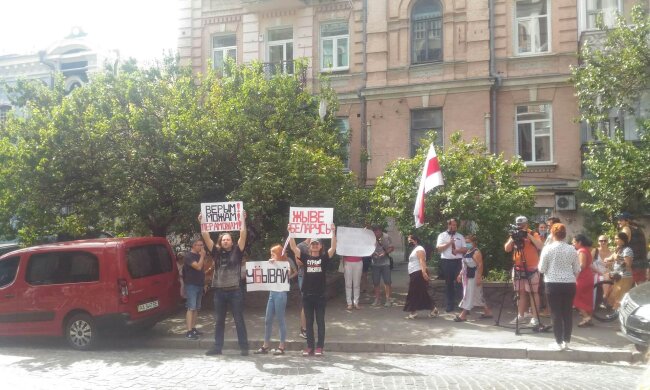 Повстання Білорусі – погляд з Києва: як і за що голосували білоруси в нашій столиці