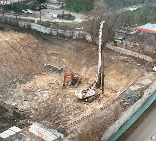 Біля Солом'янського парку відновили будівництво ЖК, незважаючи на припис благоустрою