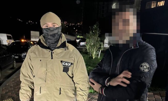 У Києві призначений адвокат схиляв клієнта до хабаря судді — замість $5000 може отримати солідний штраф або навіть 2 роки в'язниці