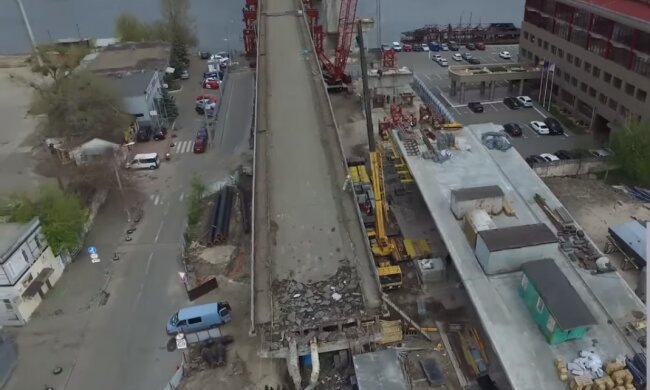 Асфальтування Подільсько-Воскресенського мосту розпочнеться у травні: Кличко (відео)