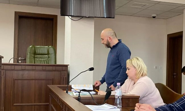 Справа смертельного ДТП на блокпосту, внаслідок якого загинув 23-річний нацгвардієць — екс-судді продовжили арешт ще на 60 діб