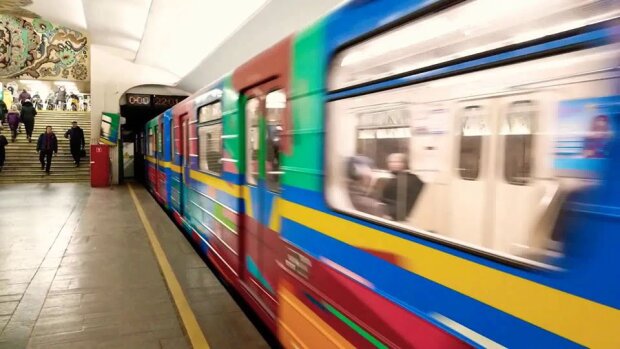 Відновлення роботи столичного метро: як сплатити за проїзд без черг