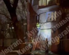 У будинку в Києві прогримів вибух (відео)