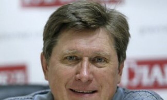 Активність Зеленського підняла рейтинг “Слуги Народу” – Фесенко