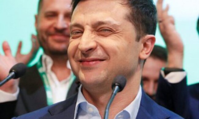 “Слуга народу” приховує списки депутатів