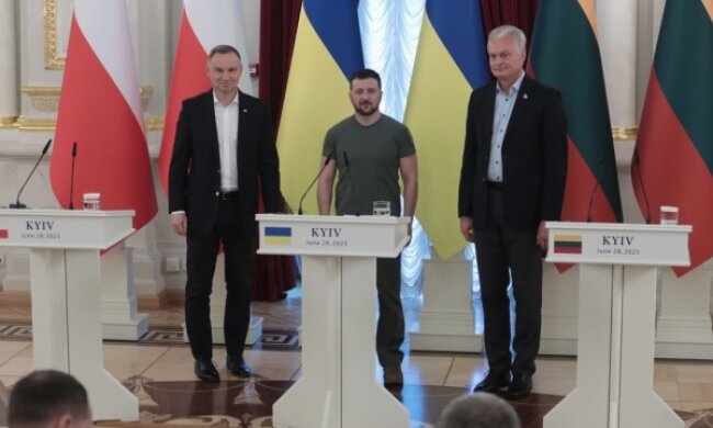 Президент України у Києві зустрівся з президентами Польщі та Литви