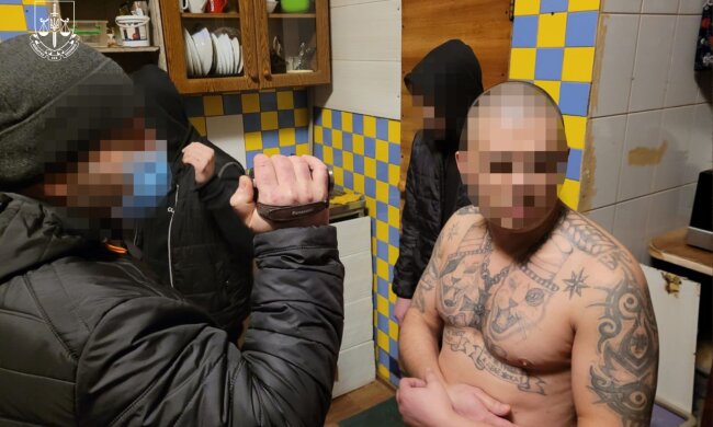 У Київському СІЗО викрили схему постачання наркотиків та побори за "спокій" для арештантів