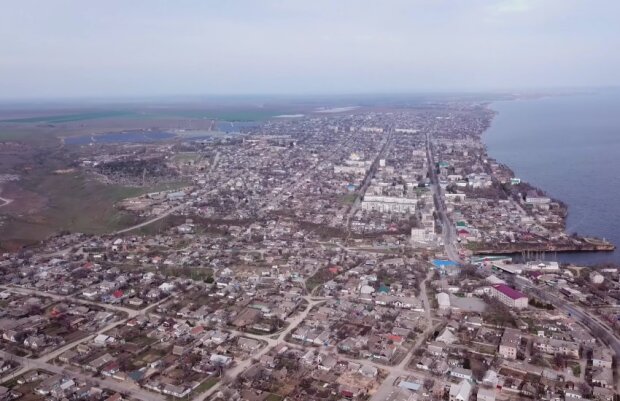 Окупанти обстріляли ринок у Бериславі: п’ять людей поранено