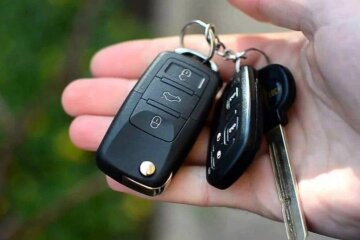 Психологічний тиск та викрадення BMW: на Шевченківщині судитимуть 26-річного молодика