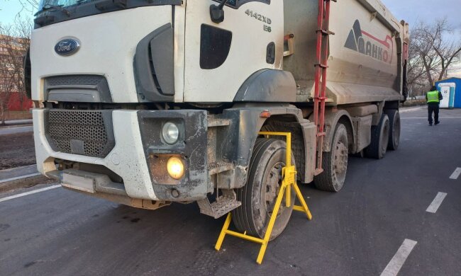 Протягом останніх 2-х тижнів посилено перевіряли вантажних та пасажирських перевізників, — начальник КМВА про результати