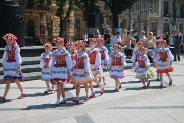 Щодня навчання в школах Києва діти будуть розпочинати виконанням гімна: Київрада
