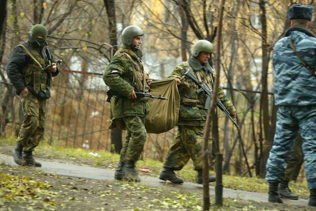 Окупанти примусово вивезли до Росії людей із Сумської області