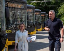 У Києві на маршрути вийшли нові тролейбуси та автобуси: місто продовжує оновлювати транспорт